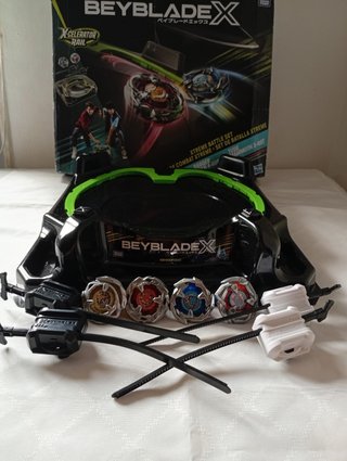 Set Battaglia Beyblade X + 4 Bey