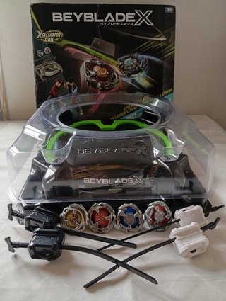 Set Battaglia Beyblade X + 4 Bey