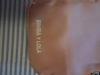 Bolso bandolera rosa con 3 apartados