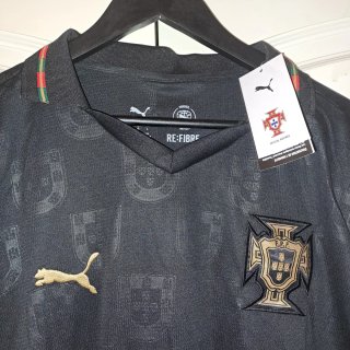 Camiseta Portugal Puma Negra y Dorada Talla L