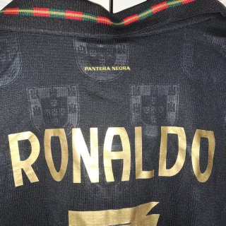 Camiseta Portugal Puma Negra y Dorada Talla L
