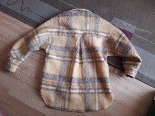 Blusa tipo chaqueta cuadros beige y marrón