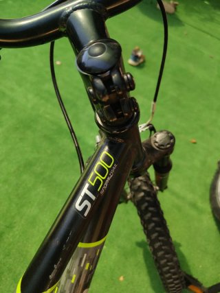 Bicicleta B'Twin Roja y Negra