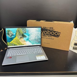 Asus Vivobook Go 14 Ryzen 5 7520U 16GB 512GB