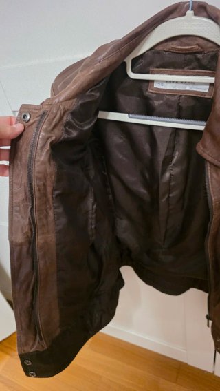 Chaqueta de piel Zara marrón