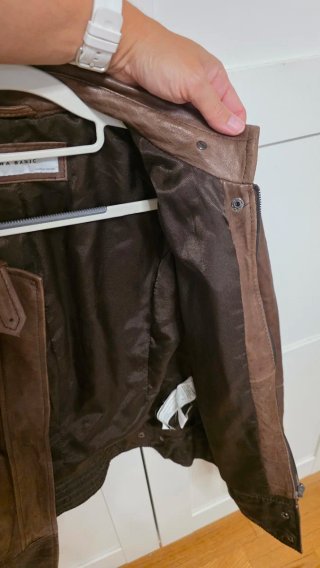 Chaqueta de piel Zara marrón