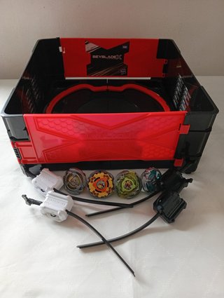 Beyblade X Arena Portatile Clash & Ca