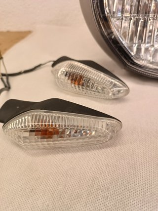 Mod.Monster 696 para 695 faro intermitentes Ducati