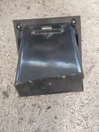 Guantera BMW E90 E60 Negra