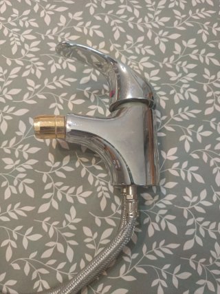 Grifo bidé metal poco uso