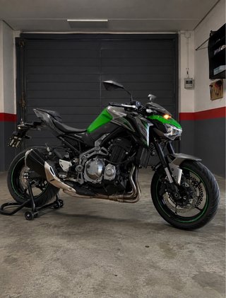 Kawasaki Z900 A2 Naked Gris/Verde