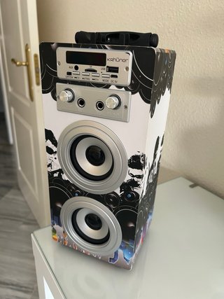 Altavoz Karaoke Krhüner con cargador