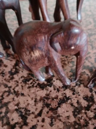 Lote 4 elefantes de madera decorativos
