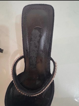 Zapatos Zara destalonados T39 pedrería