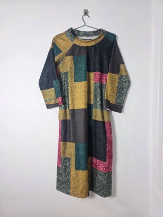 Vestido Midi Vintage Estampado Geométrico