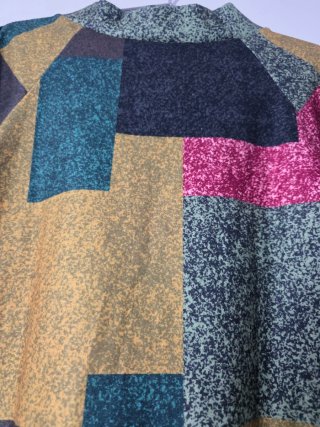 Vestido Midi Vintage Estampado Geométrico