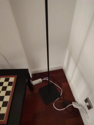 Pie de lámpara Ikea negro