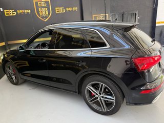 Audi SQ5 Audi SQ5 TFSI quattro 3.0 TFSI V6 354 CV (260 kW) quattro triptonic