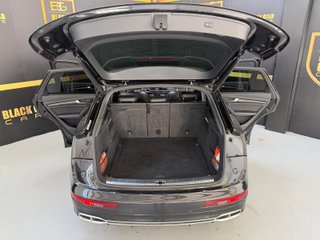 Audi SQ5 Audi SQ5 TFSI quattro 3.0 TFSI V6 354 CV (260 kW) quattro triptonic