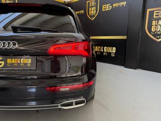 Audi SQ5 Audi SQ5 TFSI quattro 3.0 TFSI V6 354 CV (260 kW) quattro triptonic