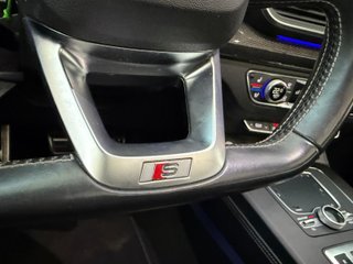 Audi SQ5 Audi SQ5 TFSI quattro 3.0 TFSI V6 354 CV (260 kW) quattro triptonic