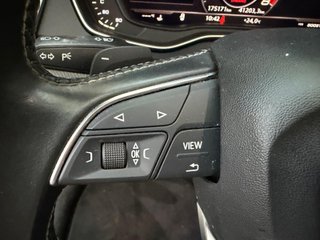 Audi SQ5 Audi SQ5 TFSI quattro 3.0 TFSI V6 354 CV (260 kW) quattro triptonic