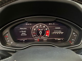 Audi SQ5 Audi SQ5 TFSI quattro 3.0 TFSI V6 354 CV (260 kW) quattro triptonic