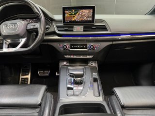 Audi SQ5 Audi SQ5 TFSI quattro 3.0 TFSI V6 354 CV (260 kW) quattro triptonic