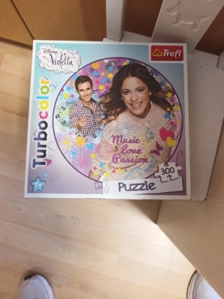 Puzzle Violetta Disney Trefl 300 piezas