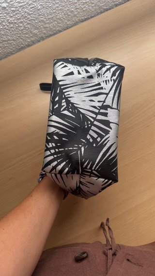 Neceser Women'secret estampado tropical