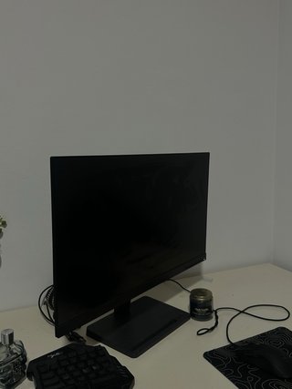 Monitor Lenovo L24e-30 24 pollici Full HD 75Hz