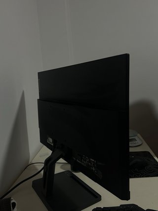 Monitor Lenovo L24e-30 24 pollici Full HD 75Hz