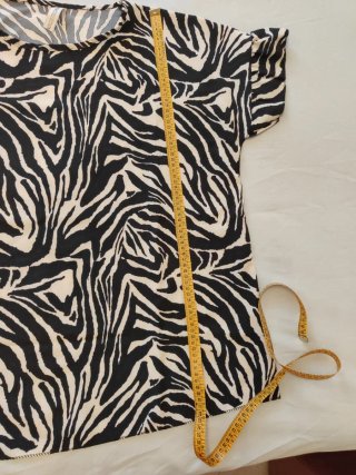 T-shirt zebrata donna nera/bianca