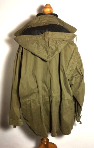 Parka Pull&Bear verde militar