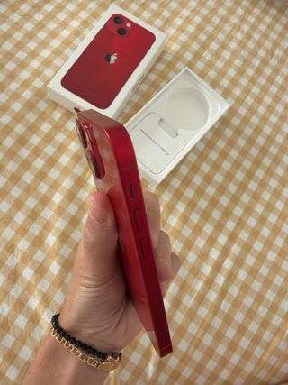 iPhone (PRODUCT)RED