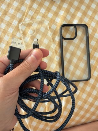 iPhone (PRODUCT)RED