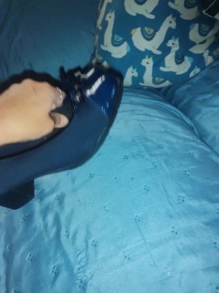 Zapatos Pitillos Talla 39 Negros y Azules