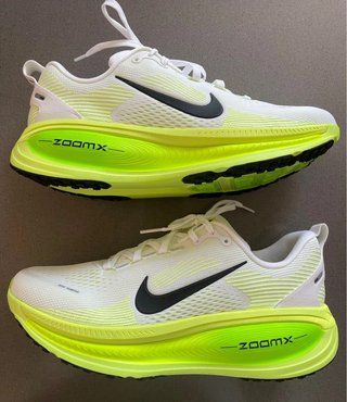 Nike Vomero 18 sin estrenar