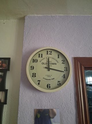 Reloj Old Town Clocks Beige/Blanco