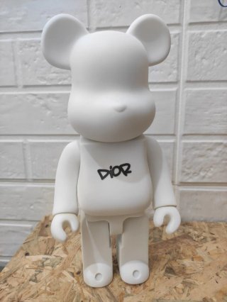 Bearbrick 400% CD Street Art