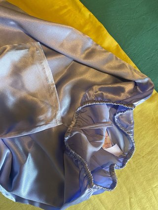 Pijama tacto seda sintética, talla M segun etietiq