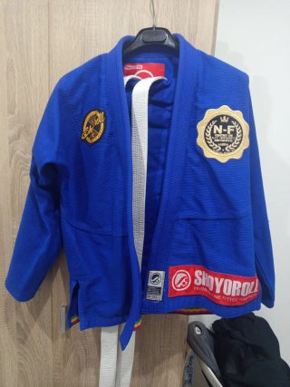 Kimono Jiu-Jitsu Shoyoroll Azul, un solo uso