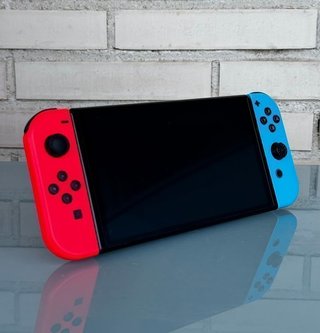 Nintendo Switch OLED Completa