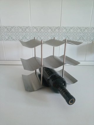 Botellero metálico para 9 botellas