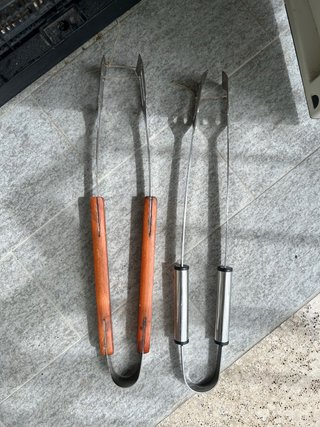 Pinze per barbecue in metallo e legno