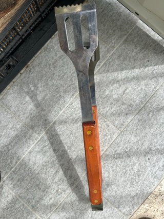 Pinze per barbecue in metallo e legno