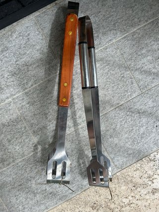 Pinze per barbecue in metallo e legno