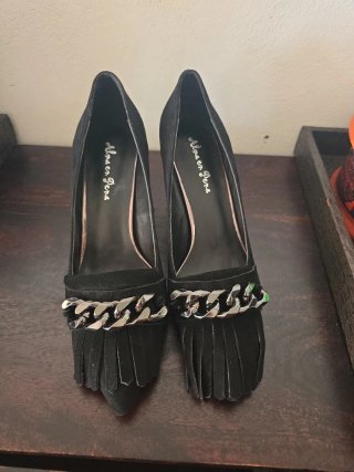 Zapato tacón Alma en Pena negro