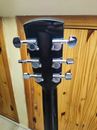Harley Benton Custom Line CLA-16SCE BK