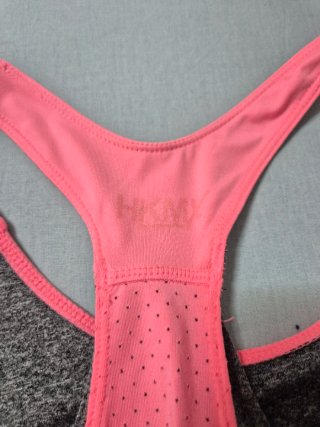 Conjunto deportivo top y sujetador